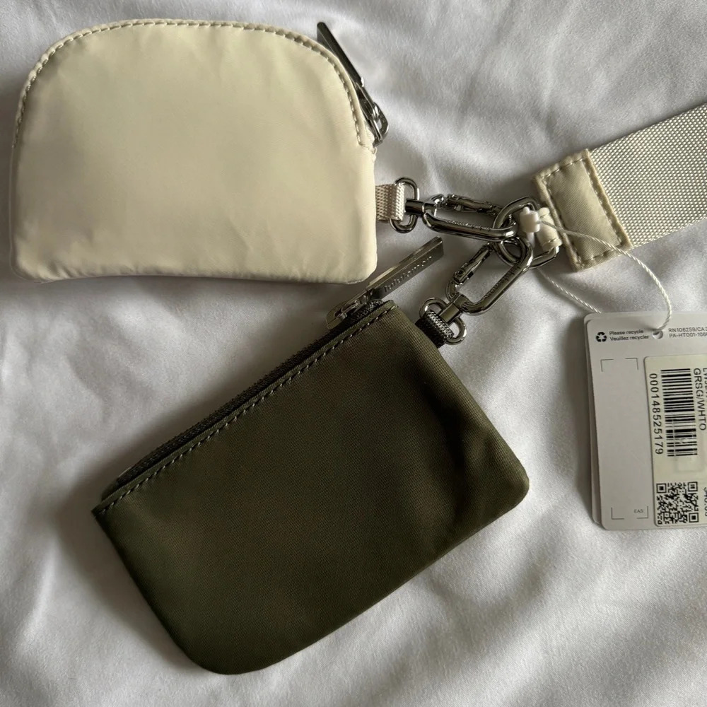 53🆕🤍 Lululemon Dual Pouch Wristlet - Grey Sage White Opal - Picture 5 of 6
